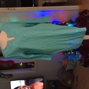 Women's 3/4 sleeve mid length shift dress